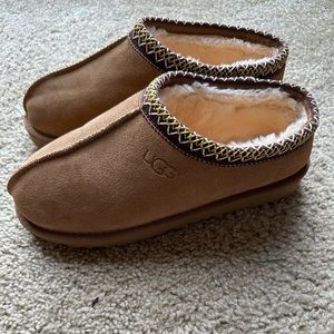 Off brand Ugg Tasman slippers